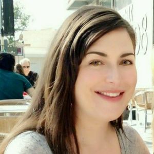 Meet your Posher, Carissa